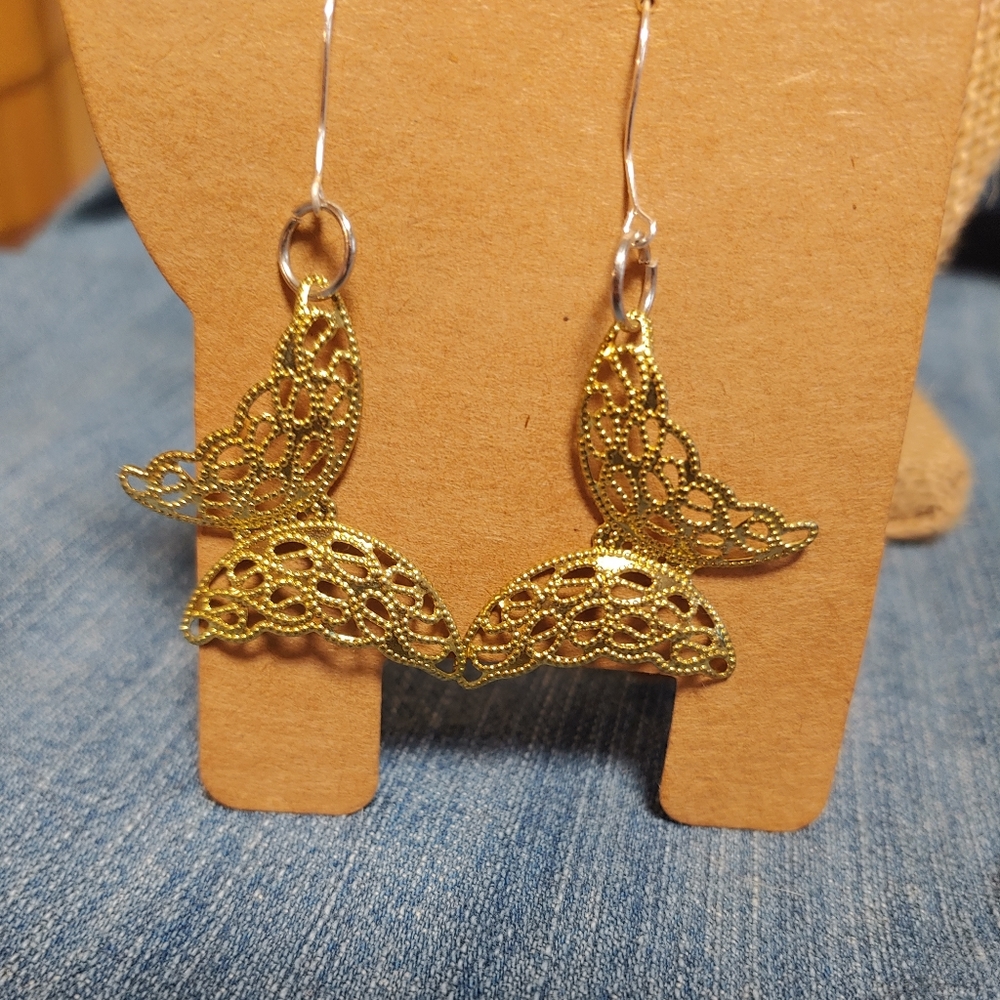 Gold filigree butterfly earrings